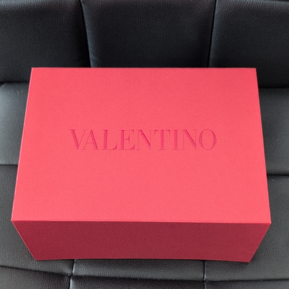 EUC Valentino Crimson Gift Box